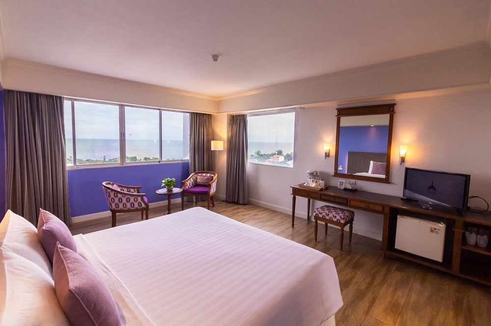 hua hin grand hotel and plaza