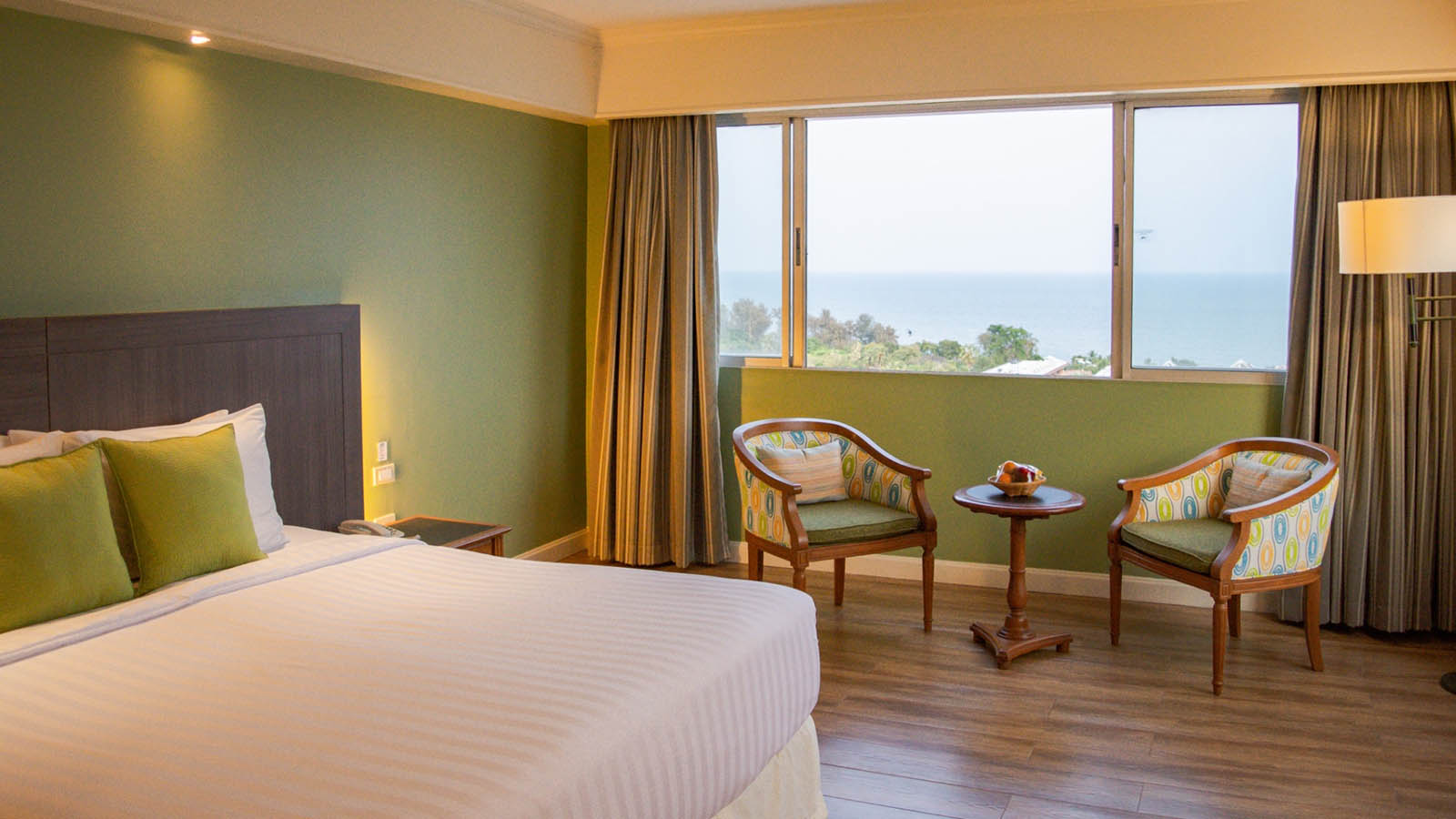 hua hin grand hotel and plaza